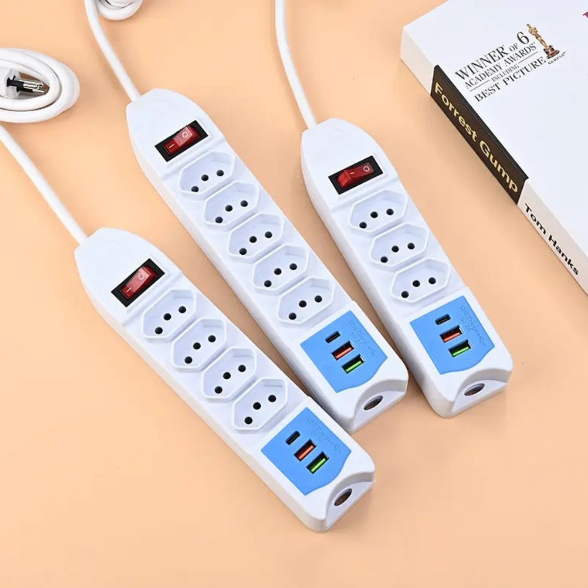 Extensão Filtro de Linha de ate 5 Tomadas 2 USB e 1 Tipo-C
