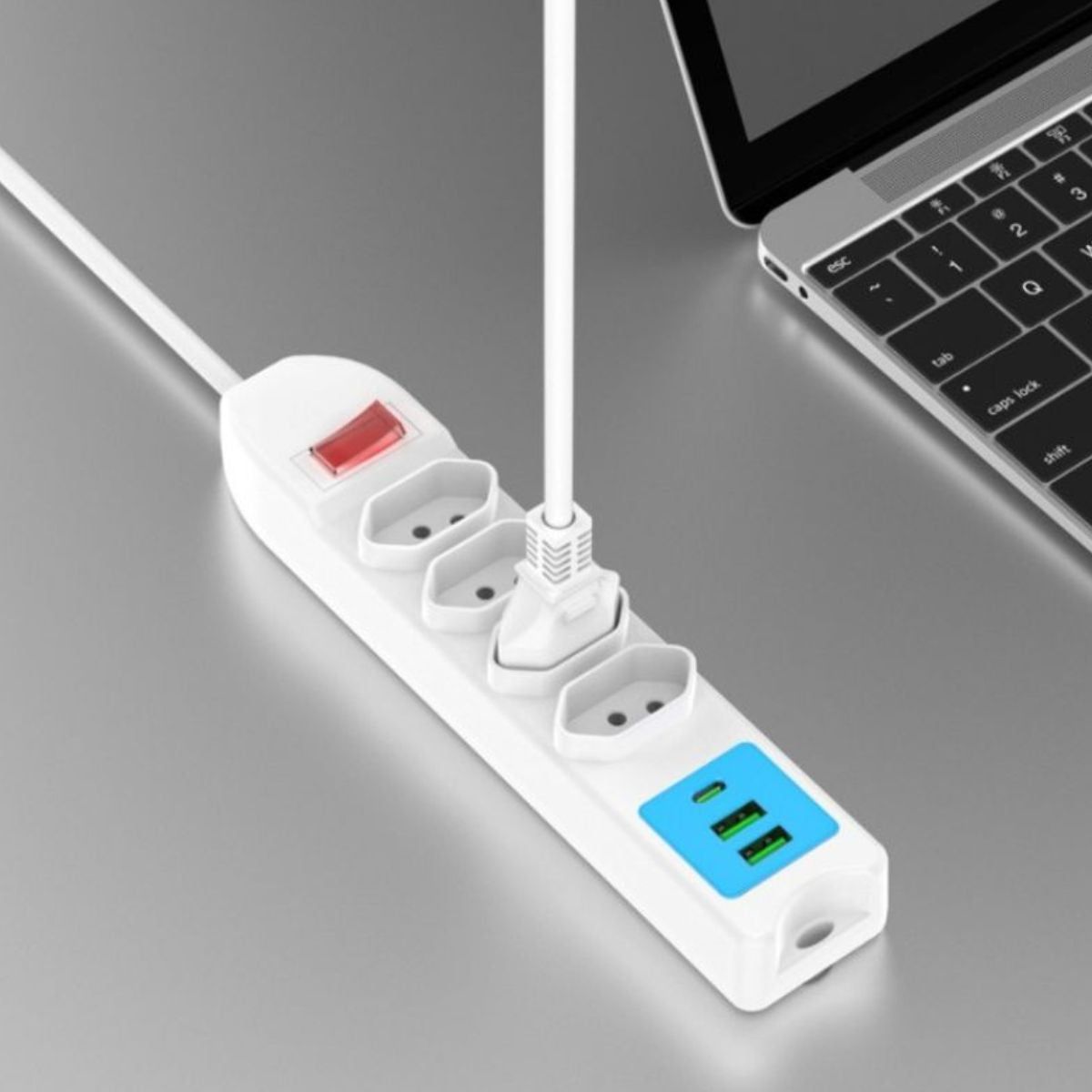 Extensão Filtro de Linha de ate 5 Tomadas 2 USB e 1 Tipo-C
